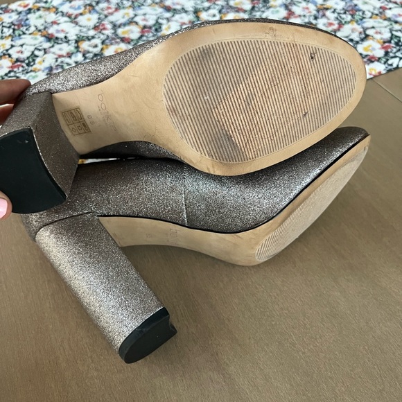 Botkier Women’s Heels - Picture 6 of 8